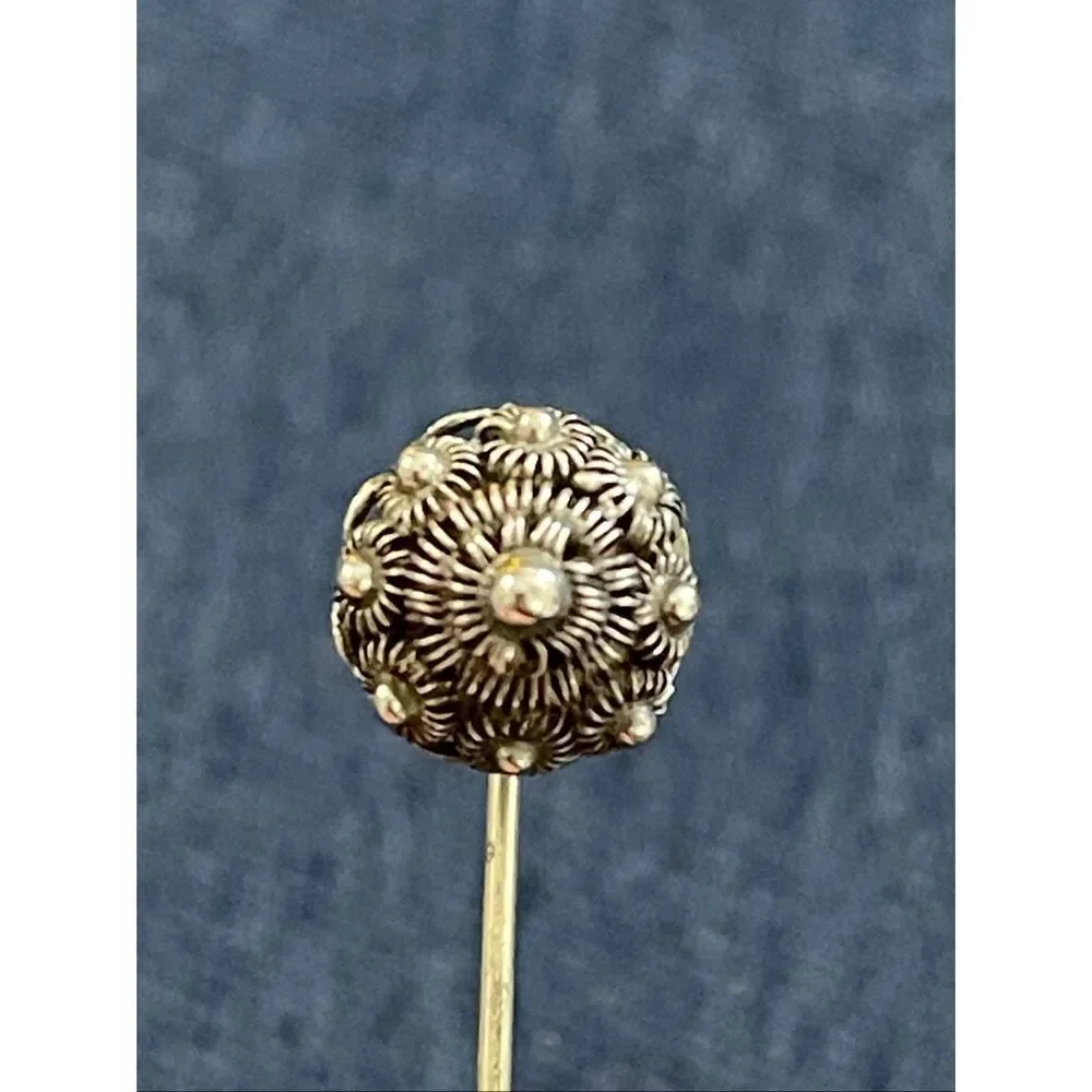 Vintage Dutch Zeeuwse Silver Wirework & Filigree Dome Hat Pin